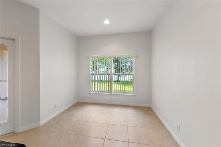 2410 Verdmont Ct, Cape Coral, Florida 33991
