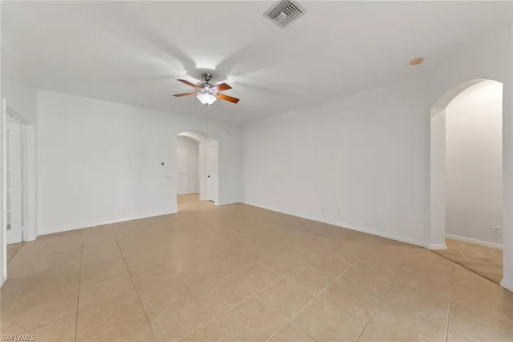 2410 Verdmont Ct, Cape Coral, Florida 33991
