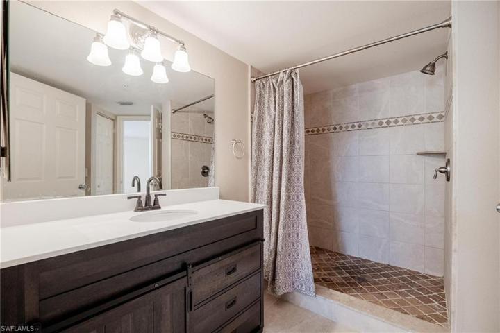 8754 River Homes LN # 8107, BONITA SPRINGS FL 34135