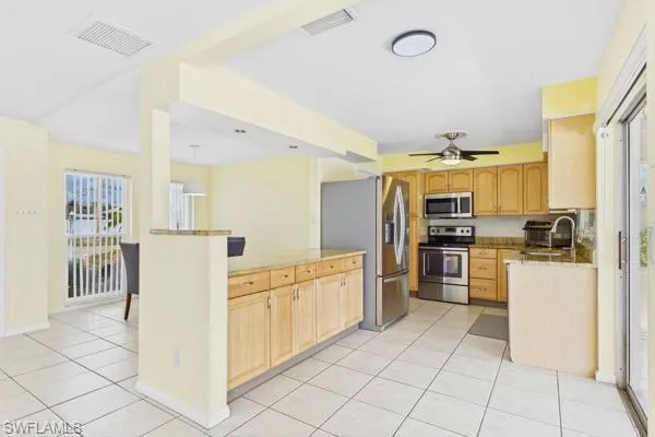 3419 SE 4th  PL, Cape Coral, FL 33904