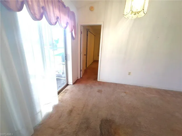 Could open to kitche