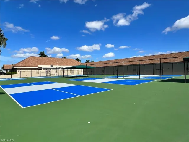10 new pickleball courts