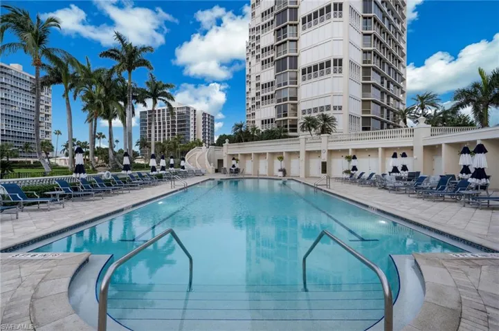 Lap pool
