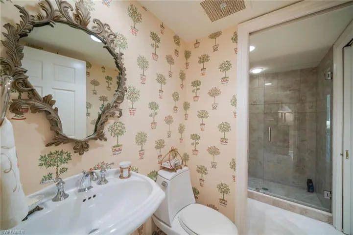 Guest suite bathroom