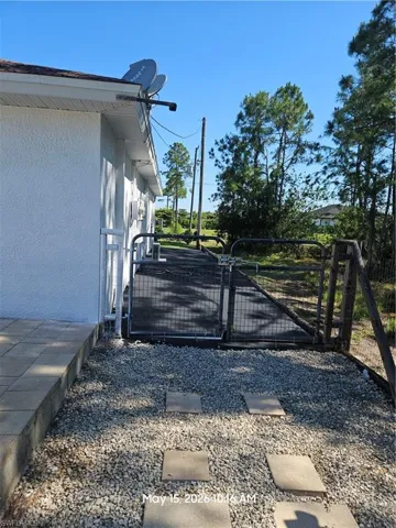 Side Gated entrance to the fence yard
