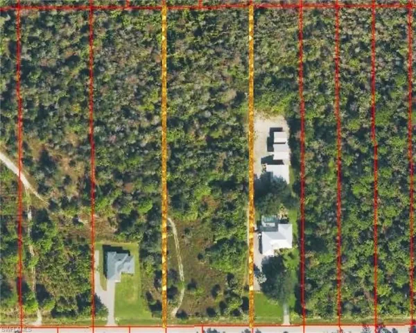 3485 35th Ave Ne, Naples, Florida 34120
