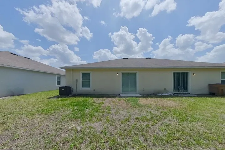 9113 Aegean Cir, Lehigh Acres, Florida 33936