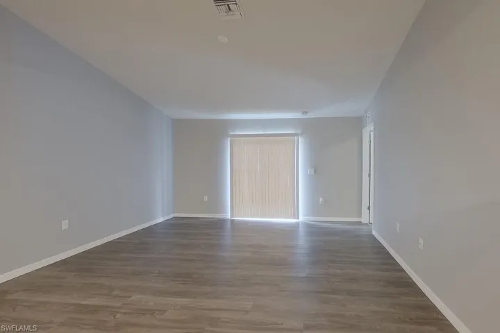 9113 Aegean Cir, Lehigh Acres, Florida 33936