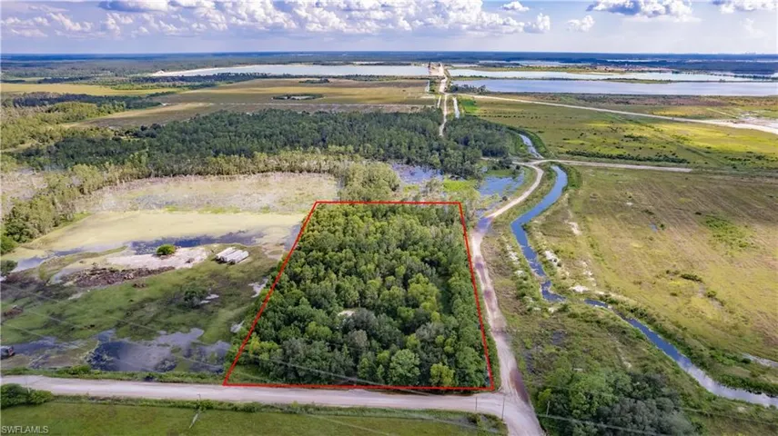 14701  Green Meadow  RD, Fort Myers, FL 33913