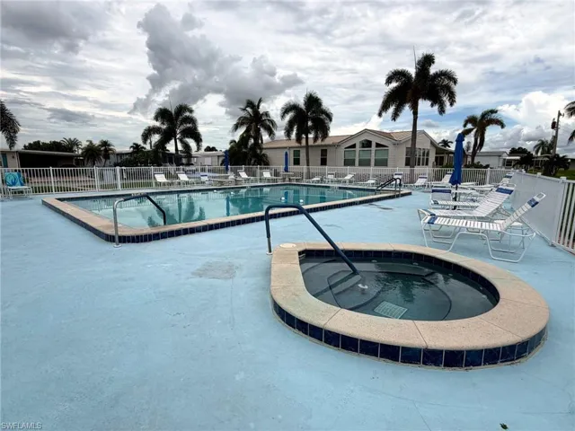 3165 Bunny Run Dr, North Fort Myers, Florida 33917