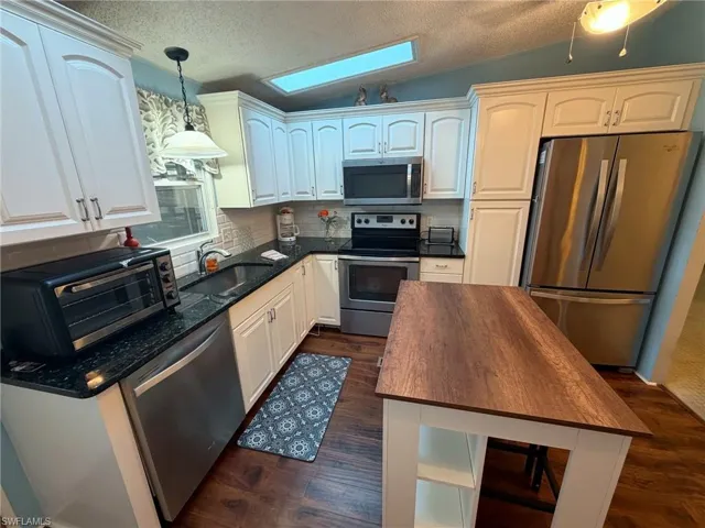 3165 Bunny Run Dr, North Fort Myers, Florida 33917