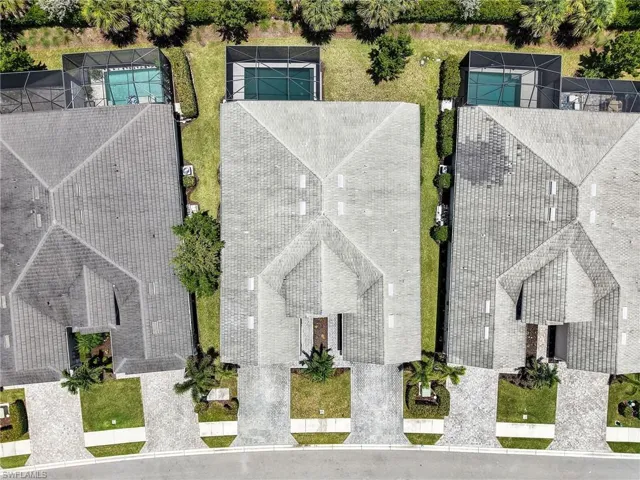 9040 Saint Lucia Dr, Naples, Florida 34114