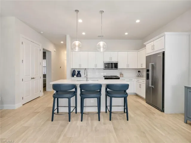 9040 Saint Lucia Dr, Naples, Florida 34114