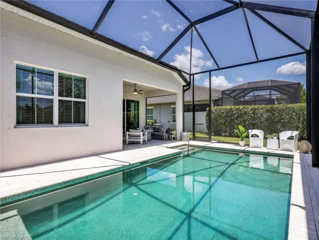 9040 Saint Lucia Dr, Naples, Florida 34114