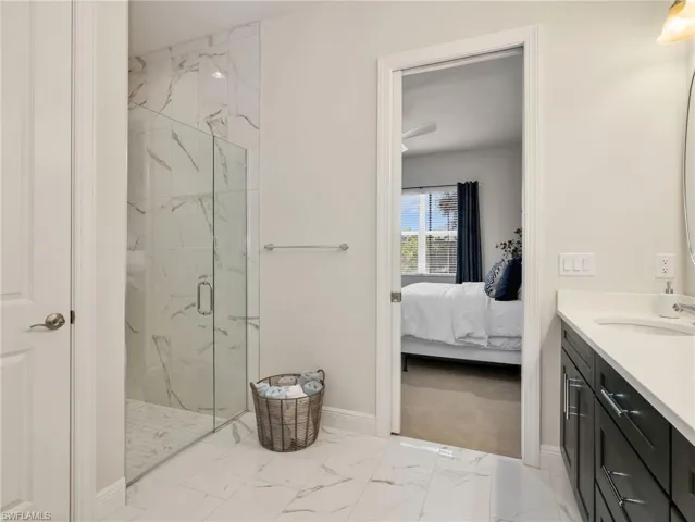 9040 Saint Lucia Dr, Naples, Florida 34114