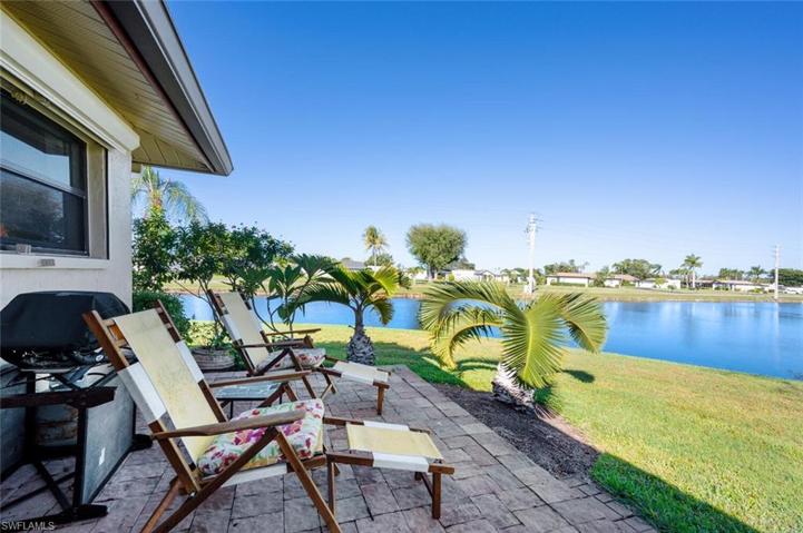 2065 Pine Isle LN # 2065, NAPLES FL 34112