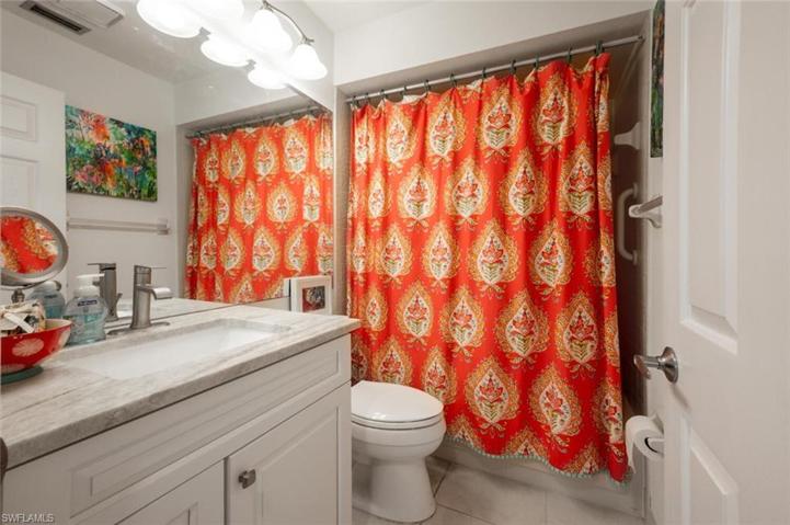 2065 Pine Isle LN # 2065, NAPLES FL 34112