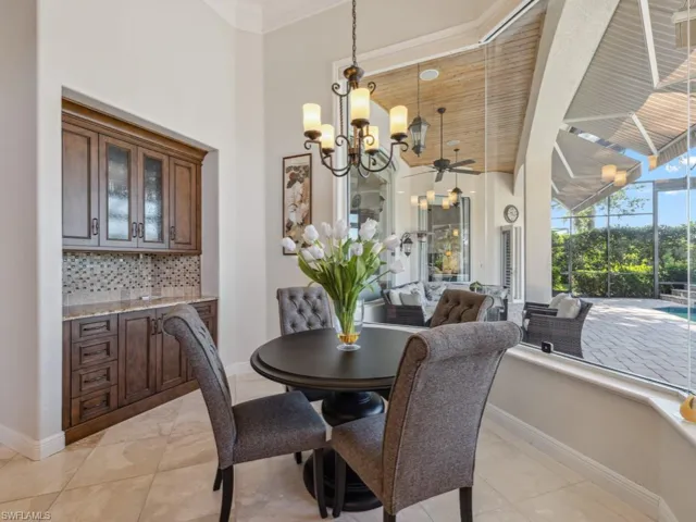 Breakfast Nook
