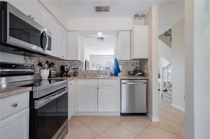 25480 Cockleshell Dr 1005, Bonita Springs, Florida 34135