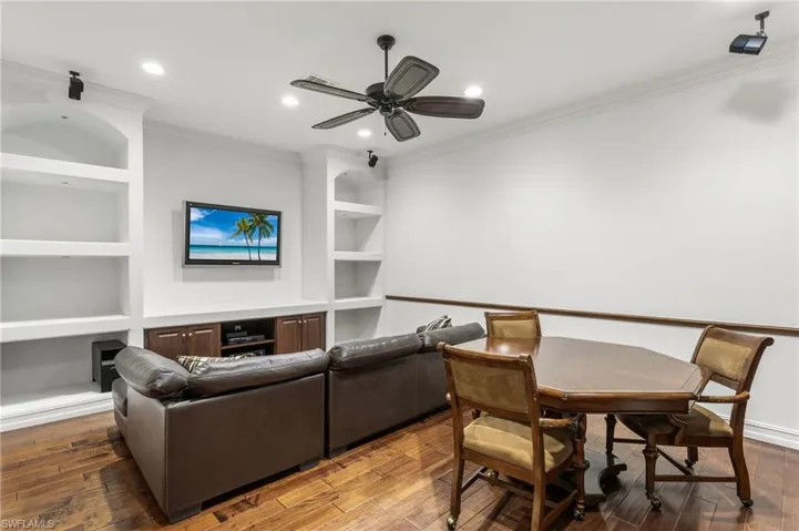 Large Game room with bar and full bathroom