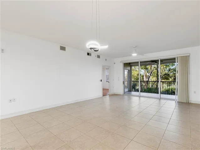 20930 Island Sound Cir 204, Estero, Florida 33928
