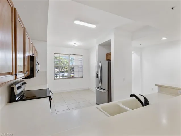 20930 Island Sound Cir 204, Estero, Florida 33928