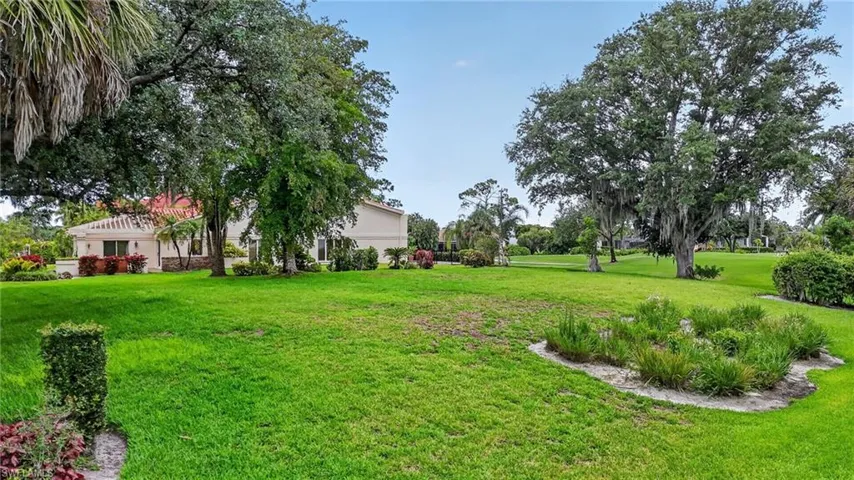 16047 Forest Oaks Dr, Fort Myers, Florida 33908