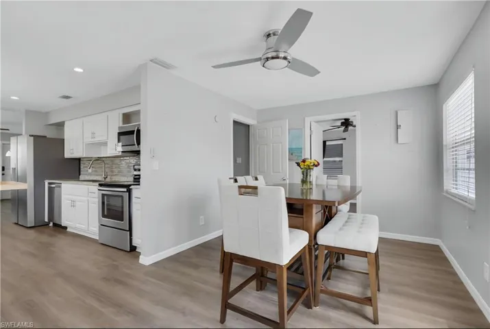 862  95th N AVE, Naples, FL 34108