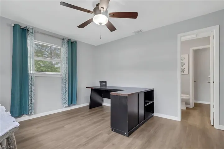 862  95th N AVE, Naples, FL 34108