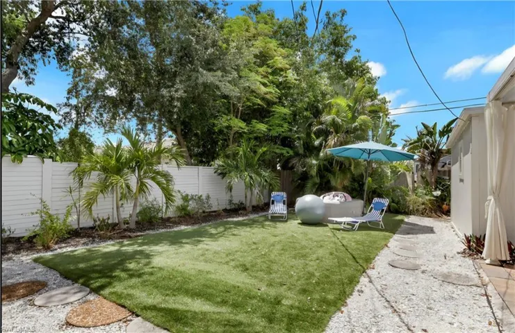 862 95th Ave N, Naples, Florida 34108