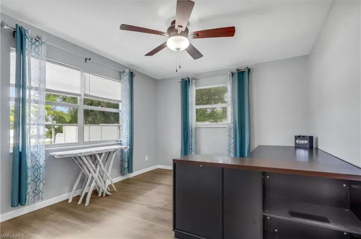 862  95th N AVE, Naples, FL 34108