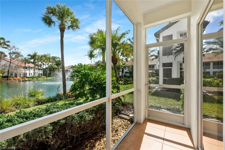 2180  Hawksridge  DR, Naples, FL 34105
