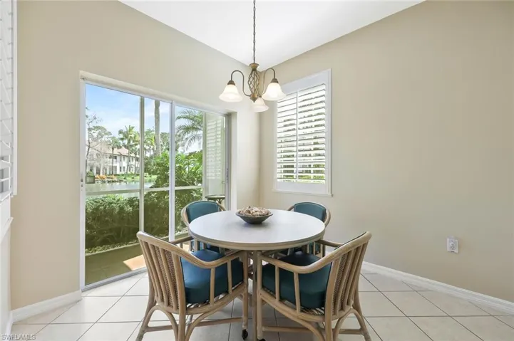 2180  Hawksridge  DR, Naples, FL 34105