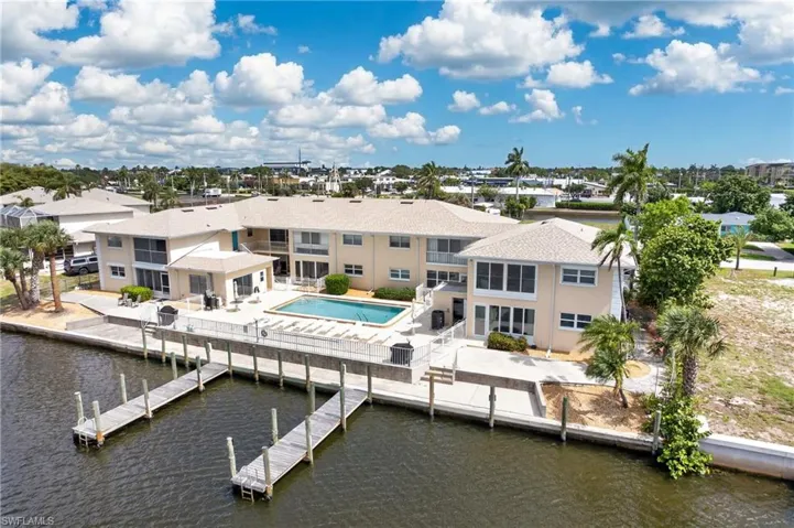 1714  Bikini  CT, Cape Coral, FL 33904