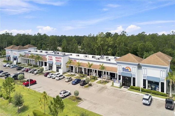 3371 16th Ave Ne, Naples, Florida 34120