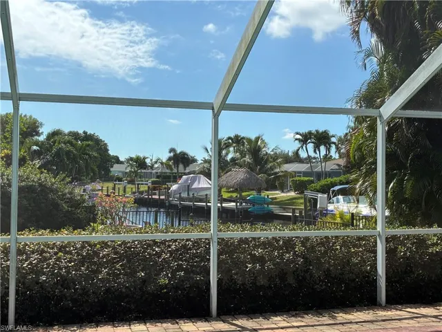 4047  Country Club  BLVD, Cape Coral, FL 33904