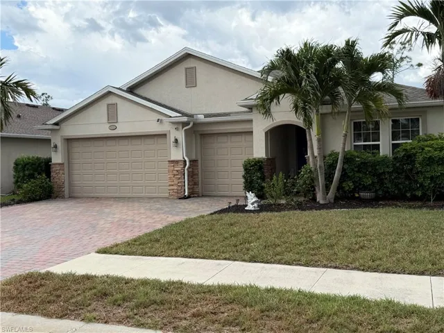 3115 Amadora Cir, Cape Coral, Florida 33909