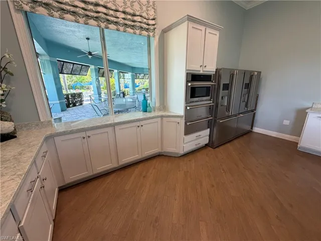 3115 Amadora Cir, Cape Coral, Florida 33909