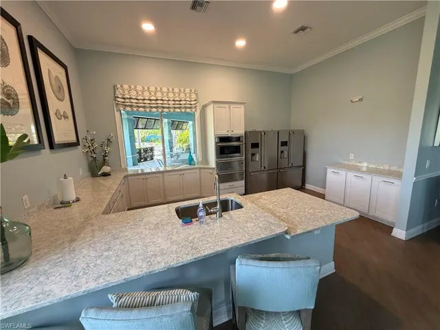 3115 Amadora Cir, Cape Coral, Florida 33909