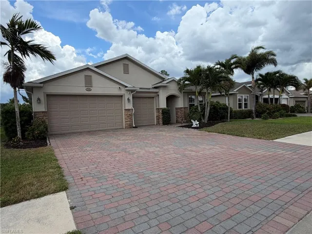 3115  Amadora  CIR, Cape Coral, FL 33909