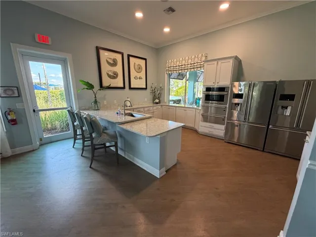 3115 Amadora Cir, Cape Coral, Florida 33909