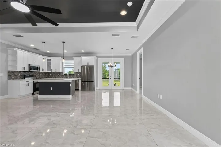 3931 64th Ave Ne, Naples, Florida 34120