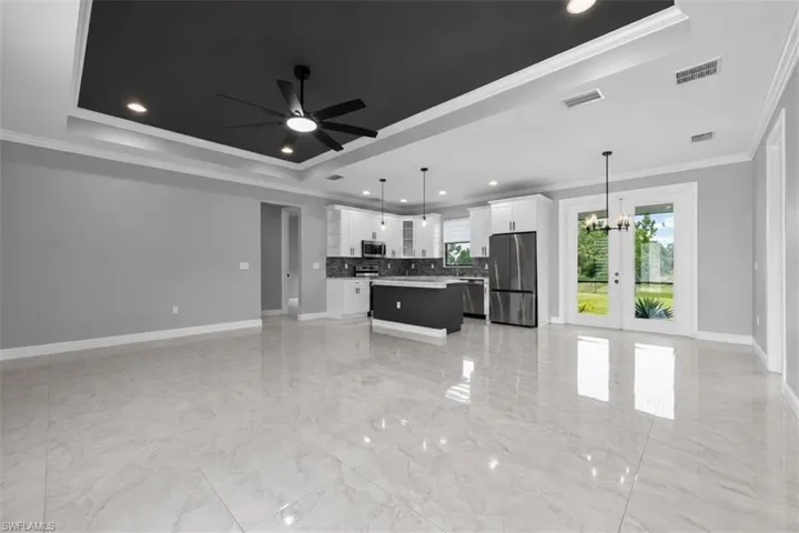 3931 64th Ave Ne, Naples, Florida 34120