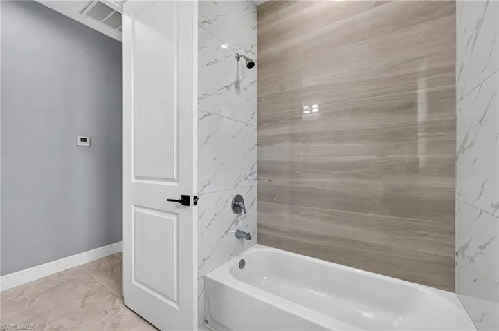 3931 64th Ave Ne, Naples, Florida 34120