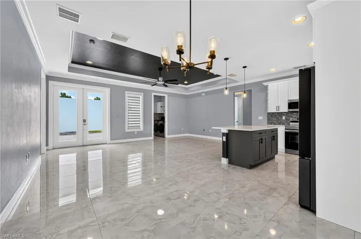 3931 64th Ave Ne, Naples, Florida 34120
