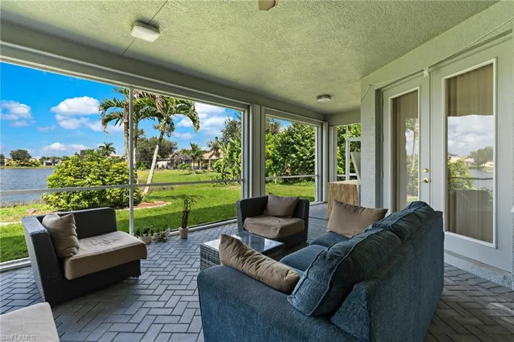8285 Silver Birch Way, Lehigh Acres, Florida 33971