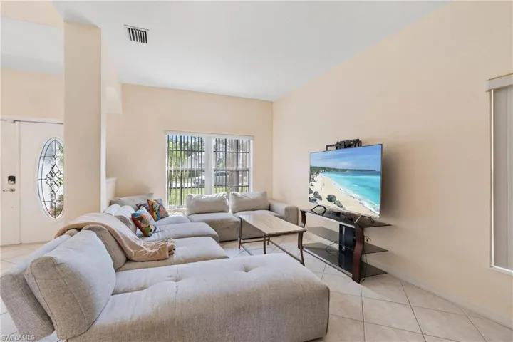 8285 Silver Birch Way, Lehigh Acres, Florida 33971