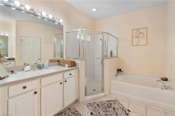 8285 Silver Birch Way, Lehigh Acres, Florida 33971
