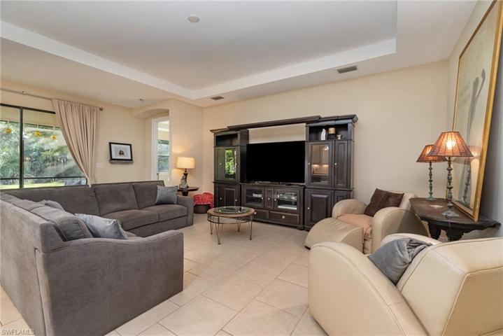 14354  Tuscany Pointe  TRL, Naples, FL 34120