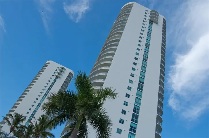3000  Oasis Grand  BLVD, Fort Myers, FL 33916